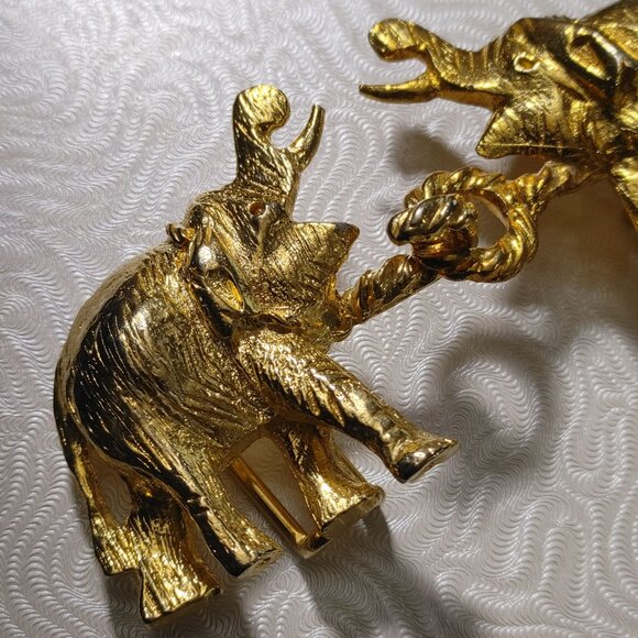 Mimi Di N 1972 Elephants Interlocking Statement Belt Buckles Vintage Gold Tone main image 12